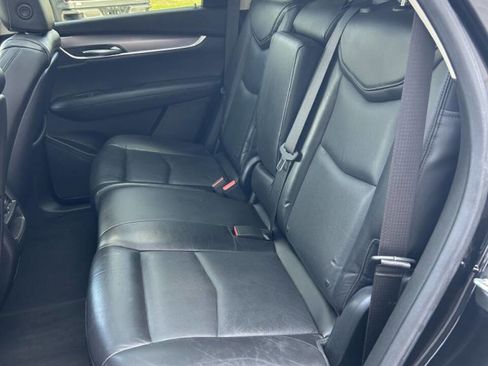 Used 2017 Cadillac XT5 Luxury w/ Driver Awareness Package AWD/4WD image 20
