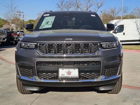 New 2026 Jeep Grand Cherokee L 2WD image 6