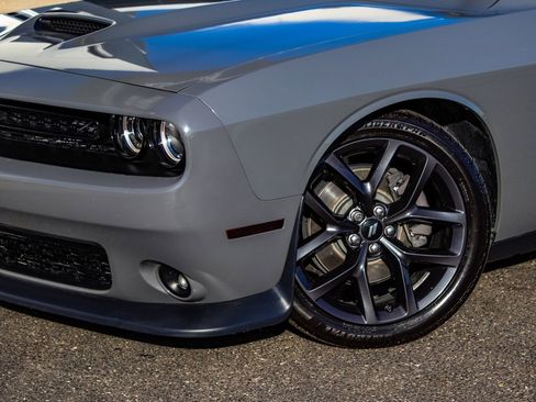 Used 2019 Dodge Challenger R/T w/ Blacktop Package image 38