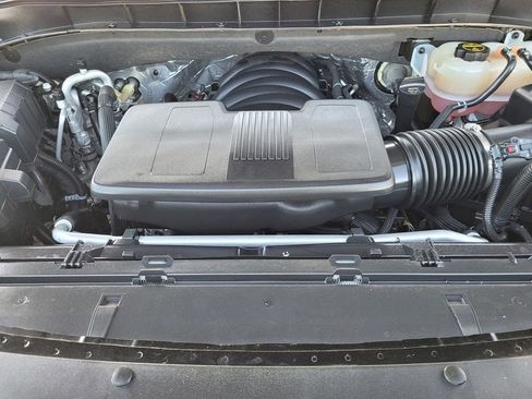Used 2024 Chevrolet Tahoe Premier AWD/4WD image 24