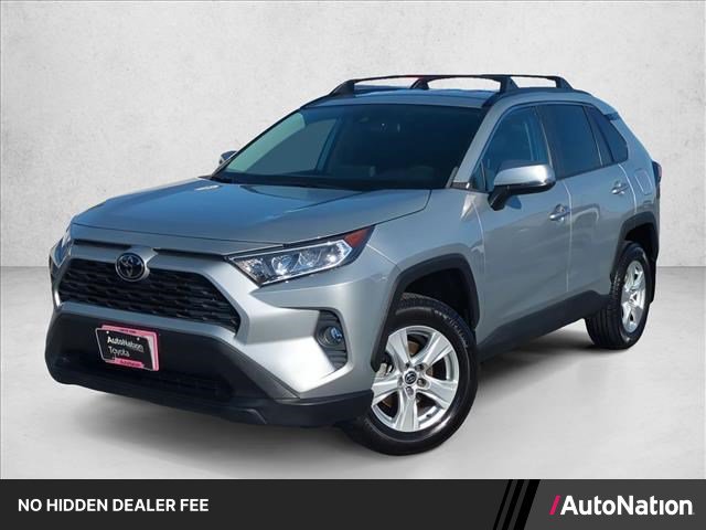 Certified 2021 Toyota RAV4 XLE FWD image 1