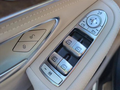 Used 2015 Mercedes-Benz C 300 4MATIC Sedan image 18