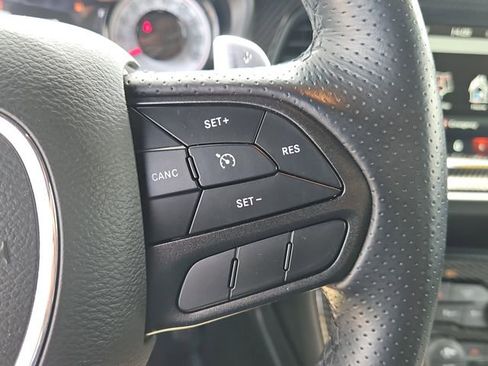 Used 2022 Dodge Challenger R/T Scat Pack RWD image 17