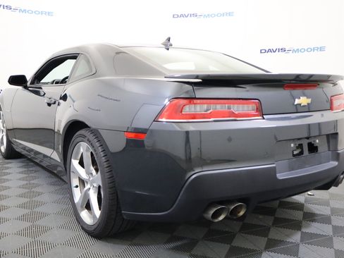 Used 2015 Chevrolet Camaro SS w/ RS Package image 9