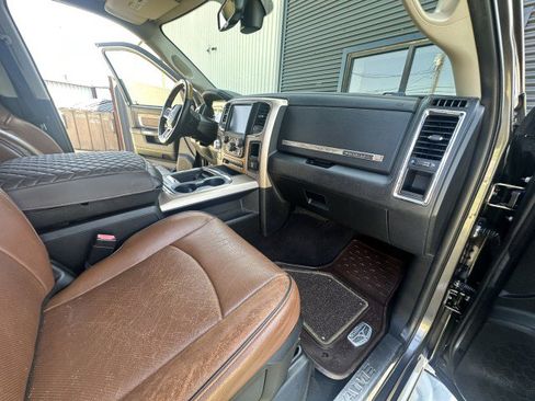 Used 2016 RAM 1500 Laramie Longhorn w/ Convenience Group RWD image 16