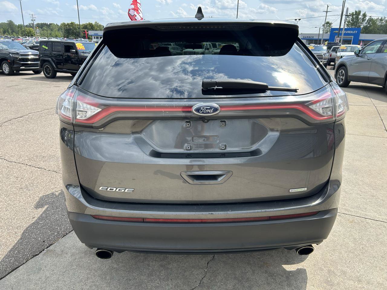 Used 2016 Ford Edge SE FWD image 6