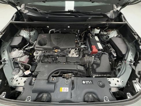 Used 2021 Toyota RAV4 XLE Premium AWD/4WD image 19