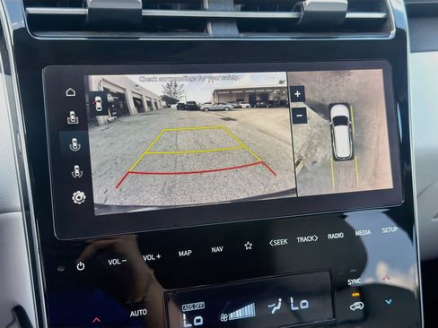 Used 2022 Hyundai Tucson Limited FWD image 14