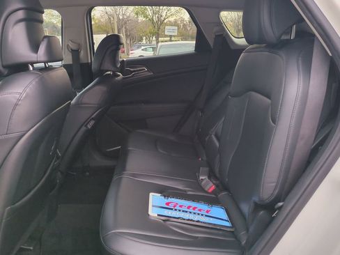 Used 2023 Kia Sportage EX image 13