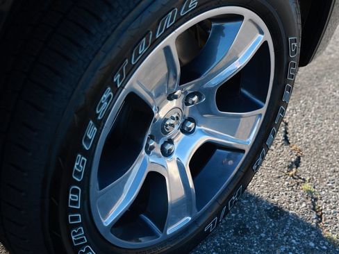 New 2026 RAM 1500 Tradesman AWD/4WD image 9