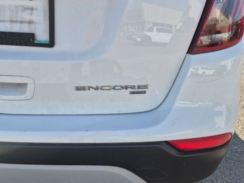 Used 2019 Buick Encore Preferred image 9