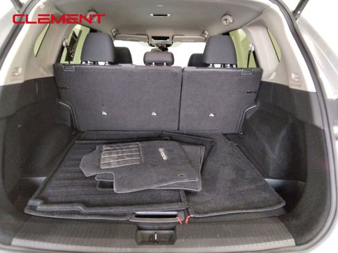 Used 2024 Nissan Rogue SV image 10