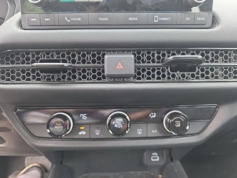 Used 2023 Honda HR-V LX image 19
