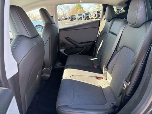 Used 2026 Tesla Model Y 2WD image 14
