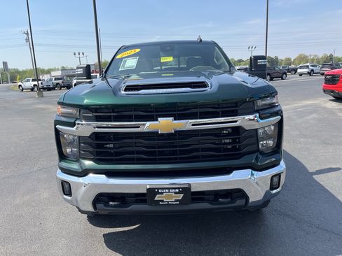 Used 2024 Chevrolet Silverado 3500 LT w/ All Star Edition AWD/4WD image 7