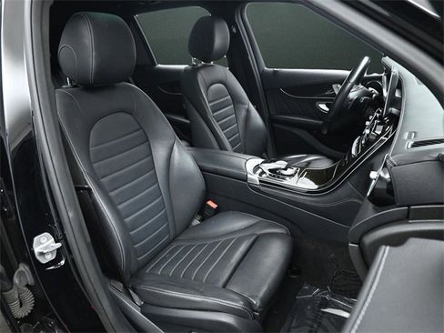 Used 2018 Mercedes-Benz GLC 43 AMG 4MATIC image 22