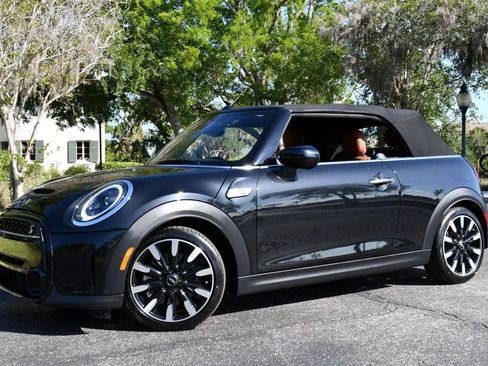 Used 2024 MINI Cooper S w/ Signature Upholstery Package FWD image 24