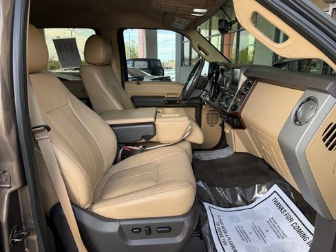 Used 2016 Ford F350 Lariat w/ Lariat Interior Package AWD/4WD image 27