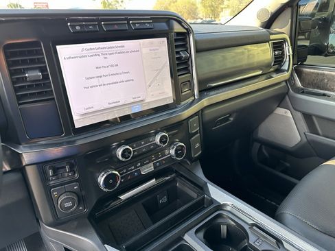 Used 2024 Ford F350 Lariat image 14