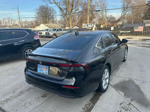 Used 2023 Honda Accord LX image 5