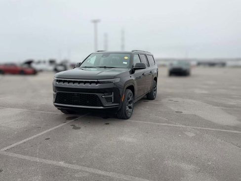 New 2026 Jeep Grand Wagoneer L Limited image 3