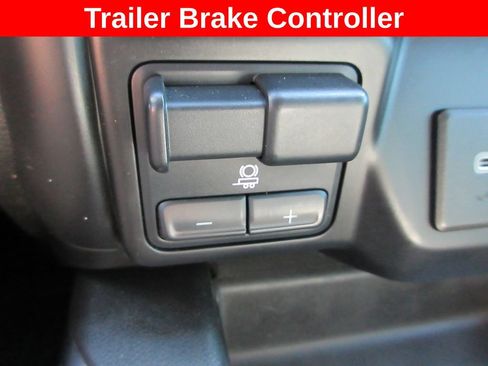 Used 2020 Chevrolet Silverado 3500 LTZ w/ LTZ Convenience Package AWD/4WD image 19