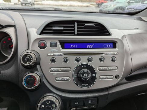 Used 2009 Honda Fit image 15