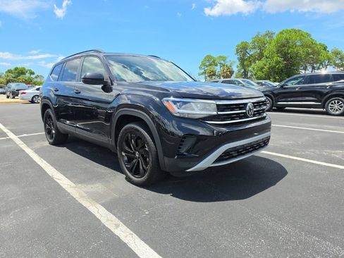 Used 2022 Volkswagen Atlas SE FWD image 3