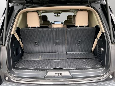 Used 2024 Ford Expedition Limited AWD/4WD image 27
