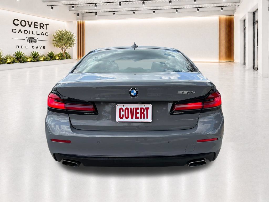 Used 2021 BMW 530i w/ Premium Package RWD image 9