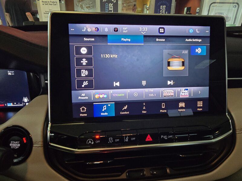 Used 2025 Jeep Compass Limited w/ Elite Group AWD/4WD image 27
