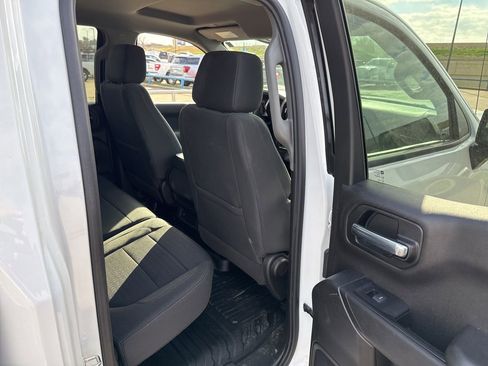 Used 2022 GMC Sierra 1500 Pro w/ Sierra Value Package image 12