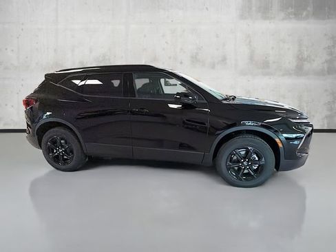 New 2026 Chevrolet Blazer LT w/ Midnight/Sport Edition image 4