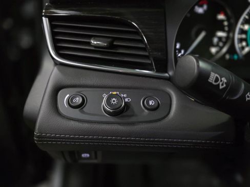 Used 2019 Buick LaCrosse Essence w/ Sun and Shade Package image 29