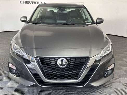 Used 2019 Nissan Altima 2.5 SL FWD image 8