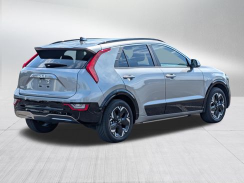 Certified 2024 Kia Niro Wave w/ Wave Preserve Package FWD image 7
