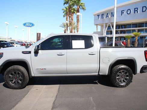 Used 2024 GMC Sierra 1500 AT4X AWD/4WD image 4
