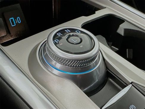 Used 2023 Ford Explorer XLT w/ Equipment Group 202A image 17