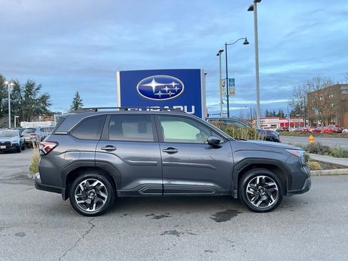 Certified 2025 Subaru Forester Limited image 9