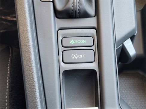 Used 2025 Honda Accord SE image 18