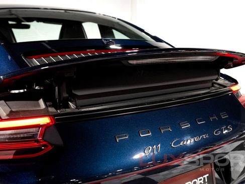 Used 2017 Porsche 911 Carrera GTS w/ GTS Interior Package image 79