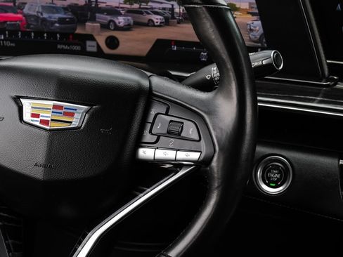 Used 2021 Cadillac Escalade ESV Sport w/ Driver Assist Tech Package AWD/4WD image 15