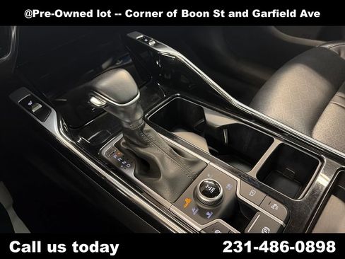 Used 2023 Kia Sorento SX AWD/4WD image 26