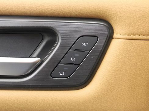 New 2026 Nissan Armada SL w/ Captain's Chari Seat Package RWD image 18