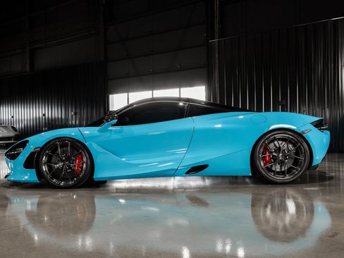 Used 2018 McLaren 720S RWD image 1