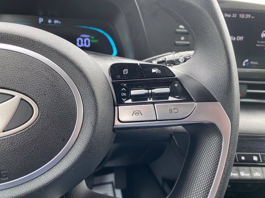 Certified 2026 Hyundai Elantra Hybrid FWD image 22