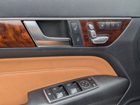 Used 2014 Mercedes-Benz E 350 Cabriolet image 19