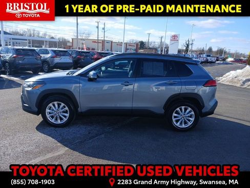 Certified 2023 Toyota Corolla Cross LE w/ Moonroof Package image 4