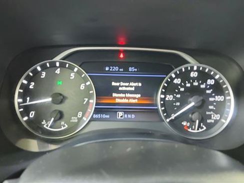 Used 2022 Nissan Frontier SV RWD image 15