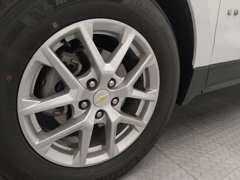Used 2024 Chevrolet Equinox LS FWD image 31